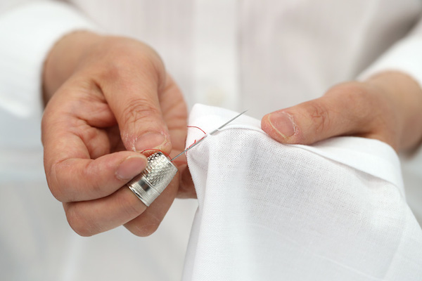 第３回　まつり縫い（前編）｜裾のほつれを繕ったり、まつり縫いができれば、暮らしのなかで役立つことが結構あります。