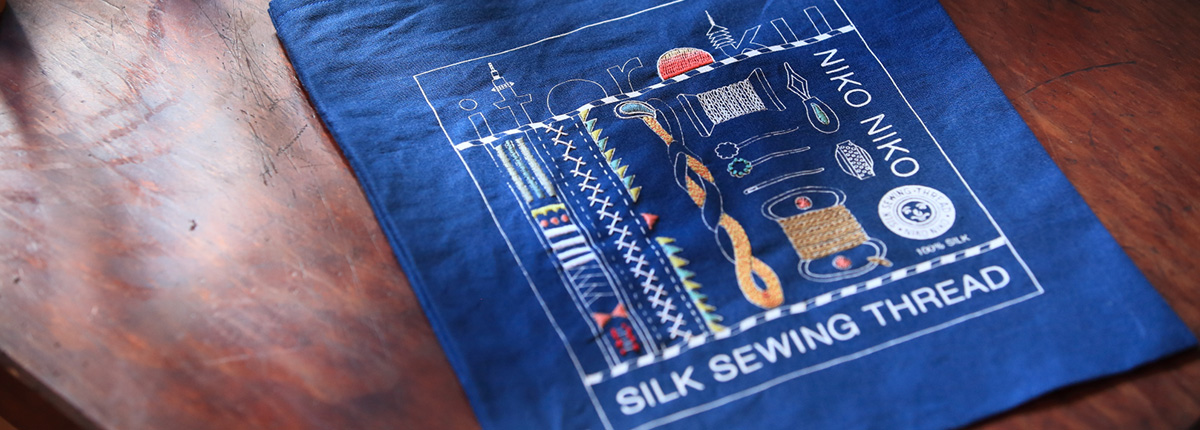 絹糸で刺繍する（前編）｜京都の老舗糸屋「糸六」女将の挑戦。刺繍作家atsumiさんとのコラボレーションバッグができるまで。
