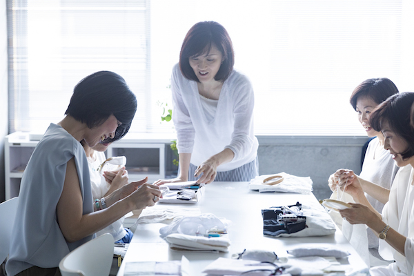 中野聖子さん（後編）｜ホワイトワークを人に伝え、いいと思っていただける作品をつくり続けること。それが生徒さんへの恩返しだと思っています。