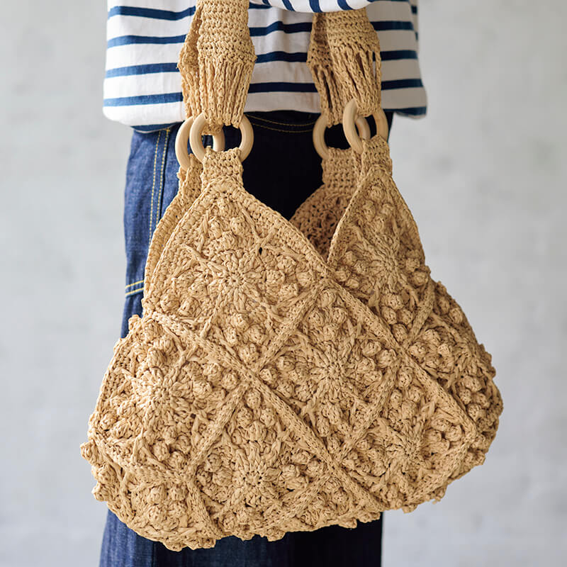 モザイクタイル風のバッグ『かぎ針で編むモロッカンデザインのモチーフアイデアBOOK』より